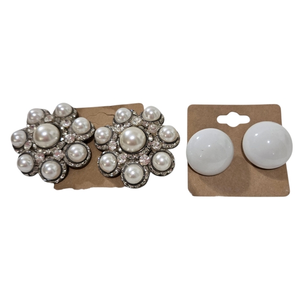 *CO925844 Vintage Clip-on Earrings 2 pair - Picture 2 of 5